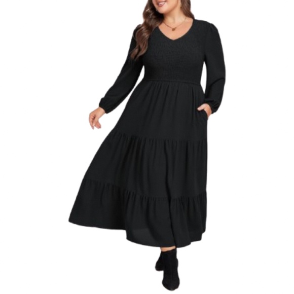 Women's Plus Size V Neck Smocked A-Line Maxi Tired Dress With Pockets - Picture 1 of 8